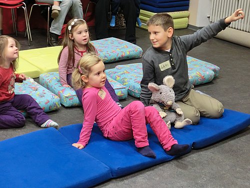 2013_12_17_lilalesestunde (12).JPG